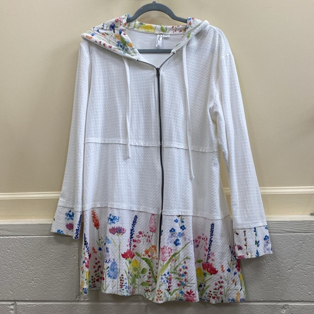 Ethyl Clothing XL white hooded with floral print zip front jacket